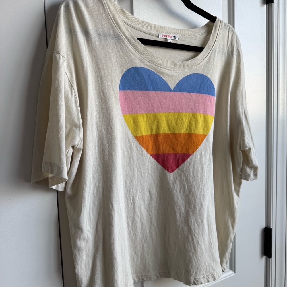 Sundry Rainbow Heart Boxy Tee | 100% Cotton | Size M